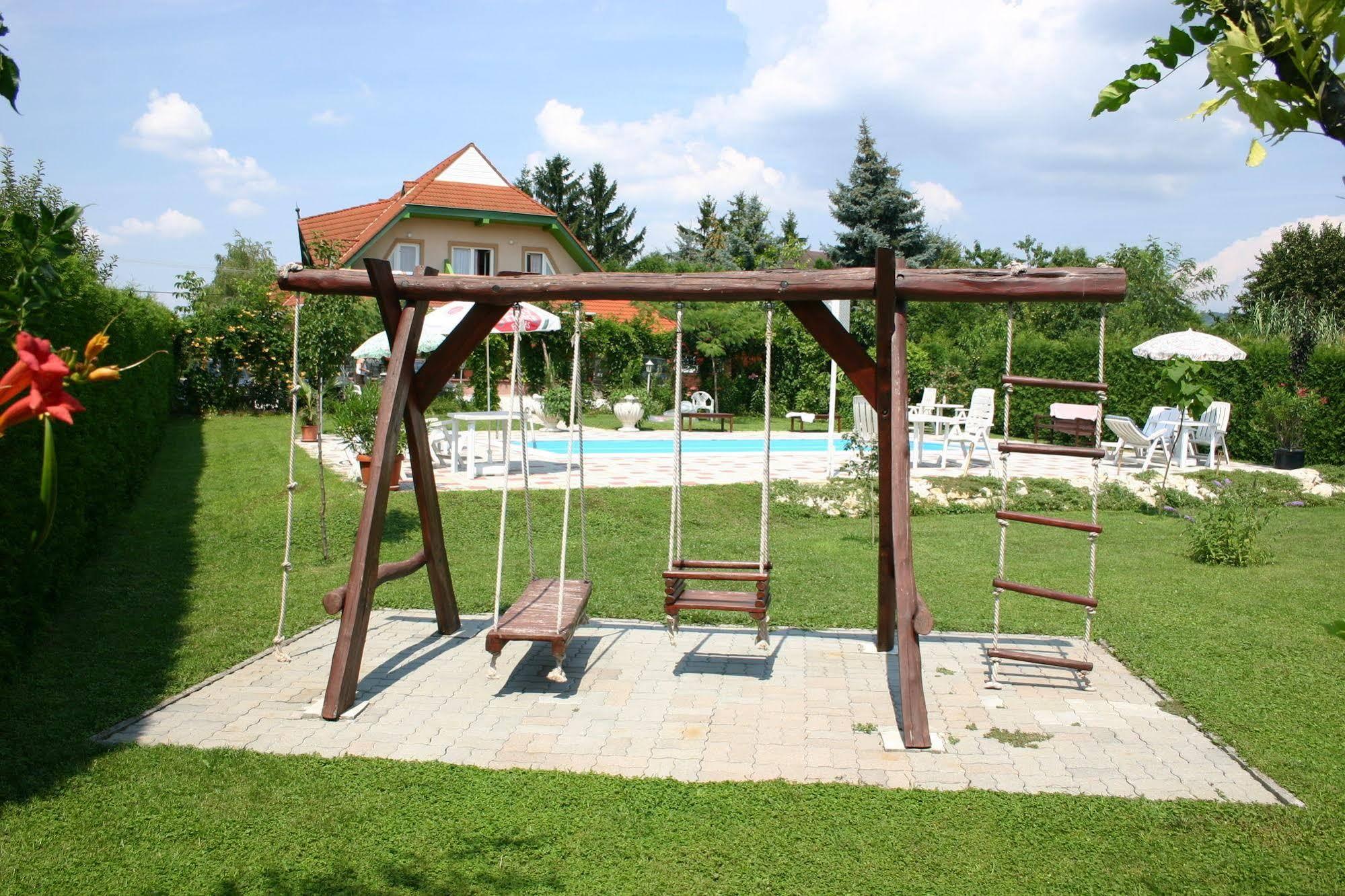 Lorelei Pension Adults Only Gyenesdias Exterior photo